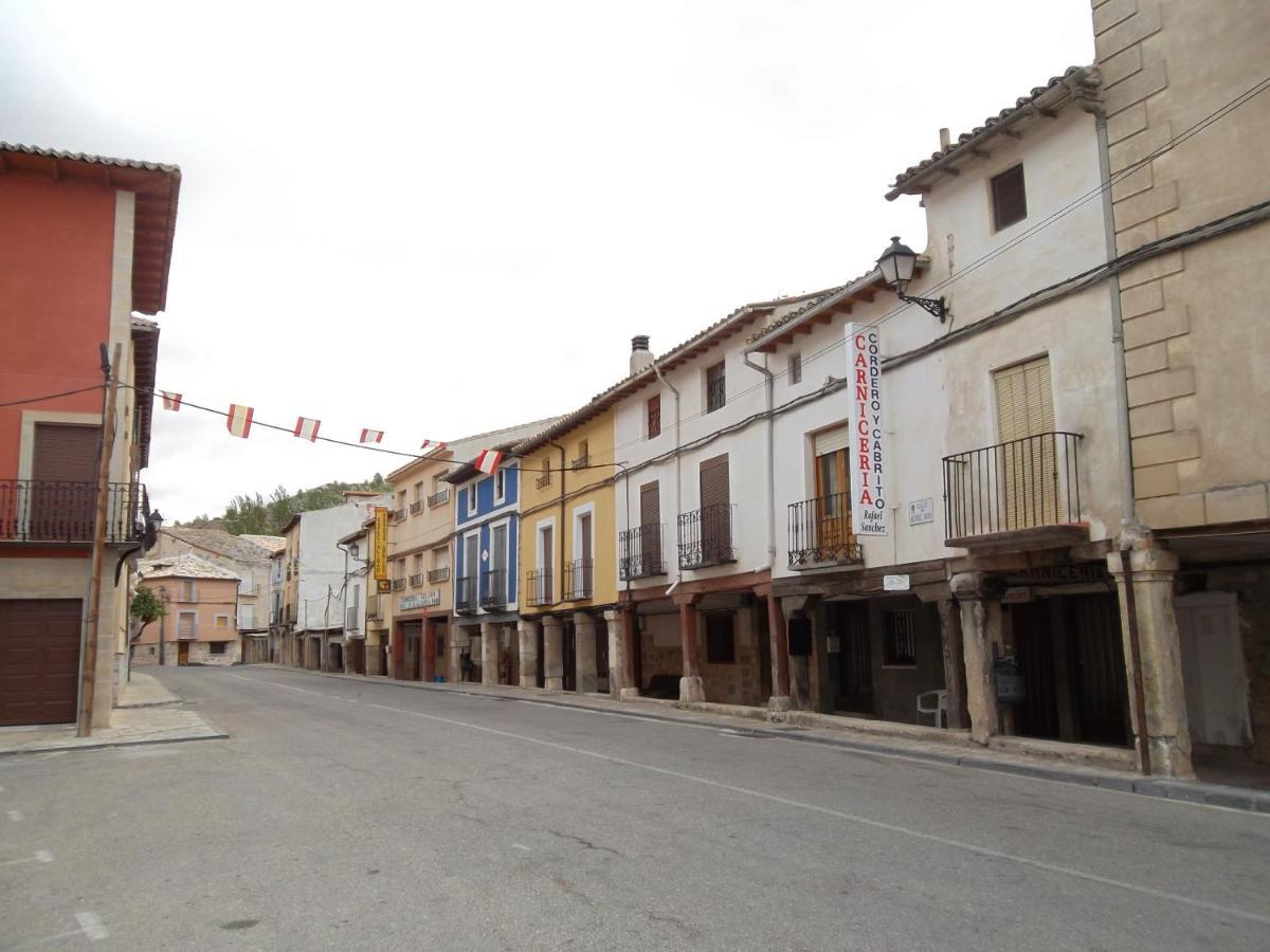 Apartamentos Rurales 'Los Soportales' Tendilla ภายนอก รูปภาพ