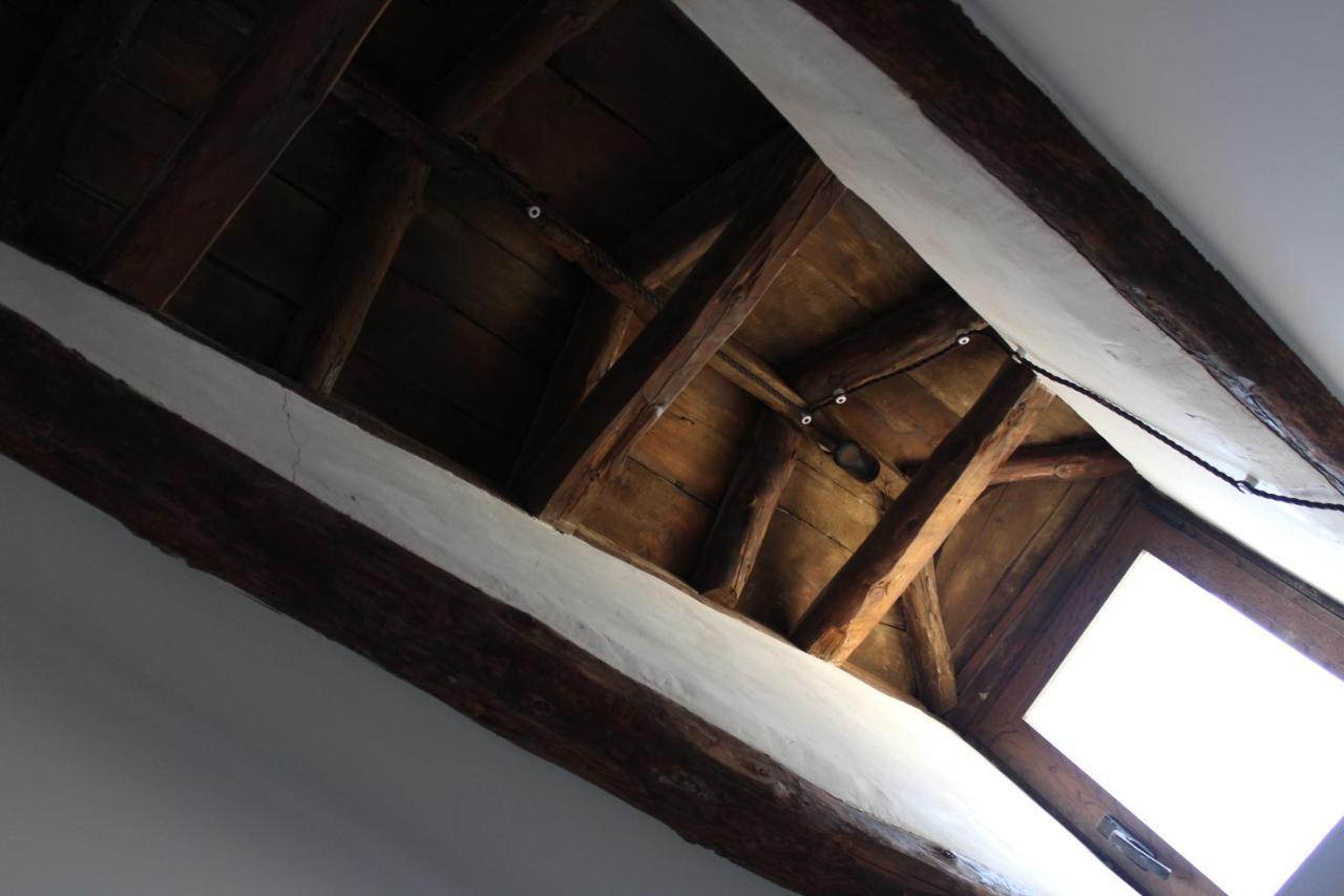 Apartamentos Rurales 'Los Soportales' Tendilla ภายนอก รูปภาพ