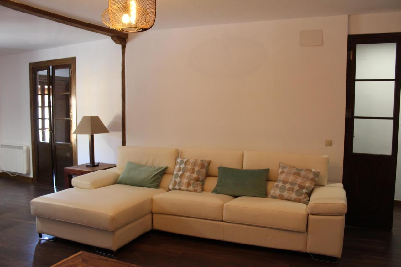 Apartamentos Rurales 'Los Soportales' Tendilla ภายนอก รูปภาพ