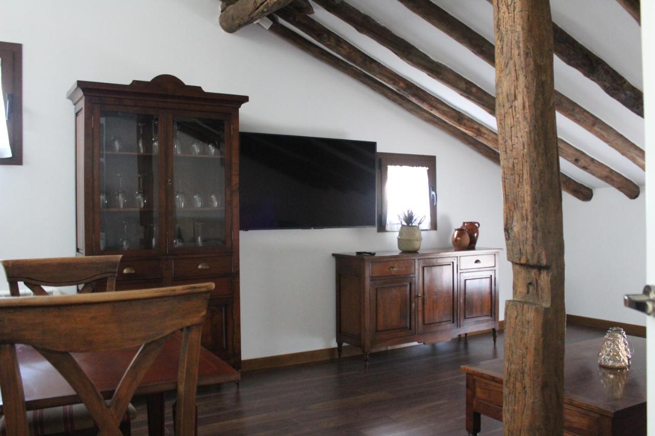 Apartamentos Rurales 'Los Soportales' Tendilla ภายนอก รูปภาพ