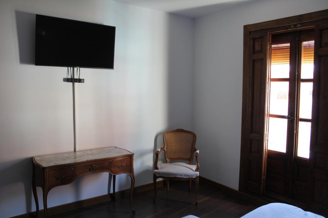 Apartamentos Rurales 'Los Soportales' Tendilla ภายนอก รูปภาพ