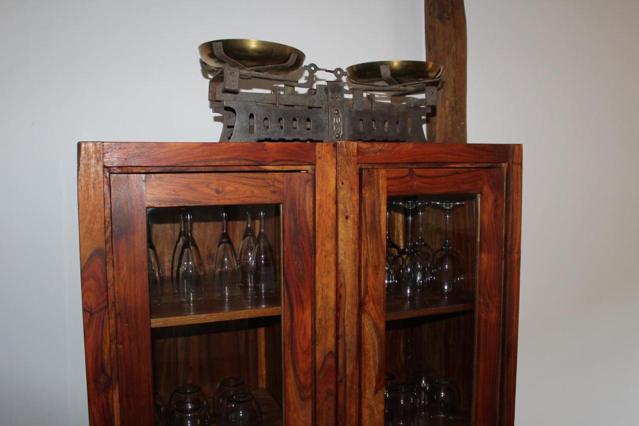 Apartamentos Rurales 'Los Soportales' Tendilla ภายนอก รูปภาพ
